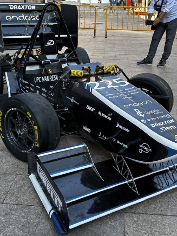 Collaboration une nouvelle fois avec l'équip Dynamics de l'UPC Manresa pour la Formula Student  ¡¡
